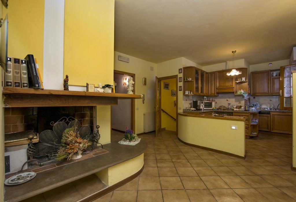 Cecco Di Nara Hotel Massarosa Exterior photo